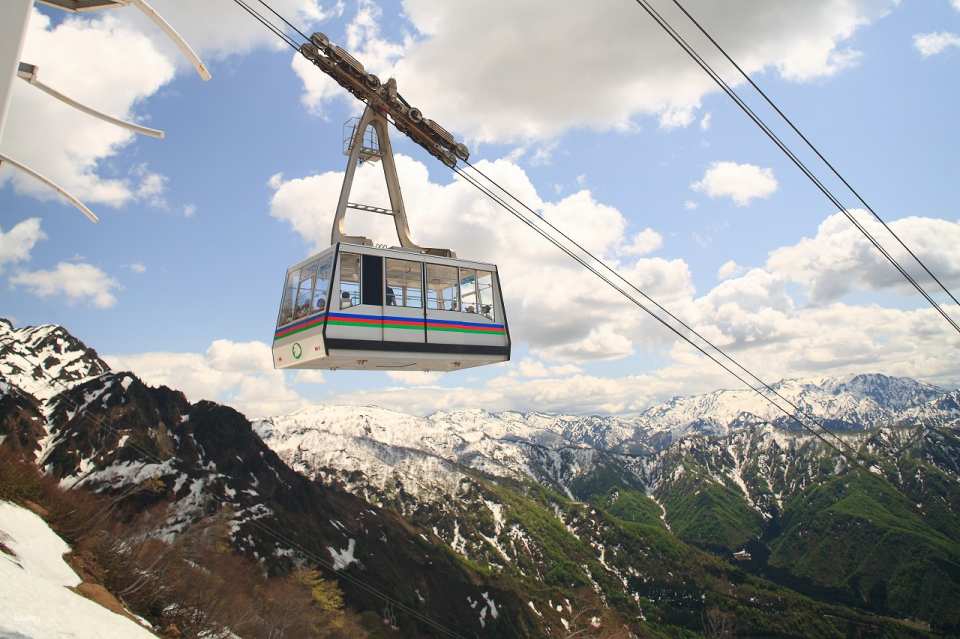 [Up to 200 yen discount] Hakkaisan Ropeway round-trip ticket reservation (Minamiuonuma City, Niigata Prefecture)