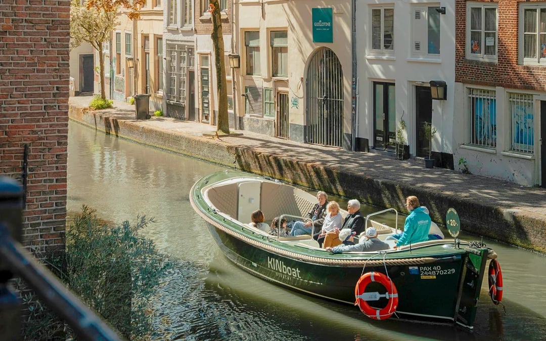 Utrecht: One Hour Open Boat Canal Cruise Image 1