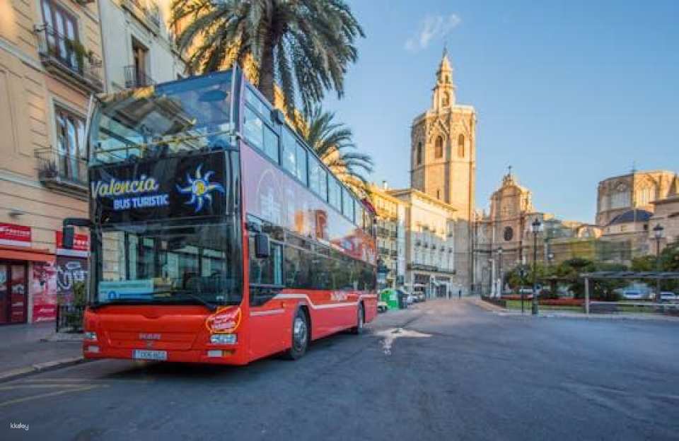Valencia 48-hour touristic bus with entrance to San Nicolas chapel