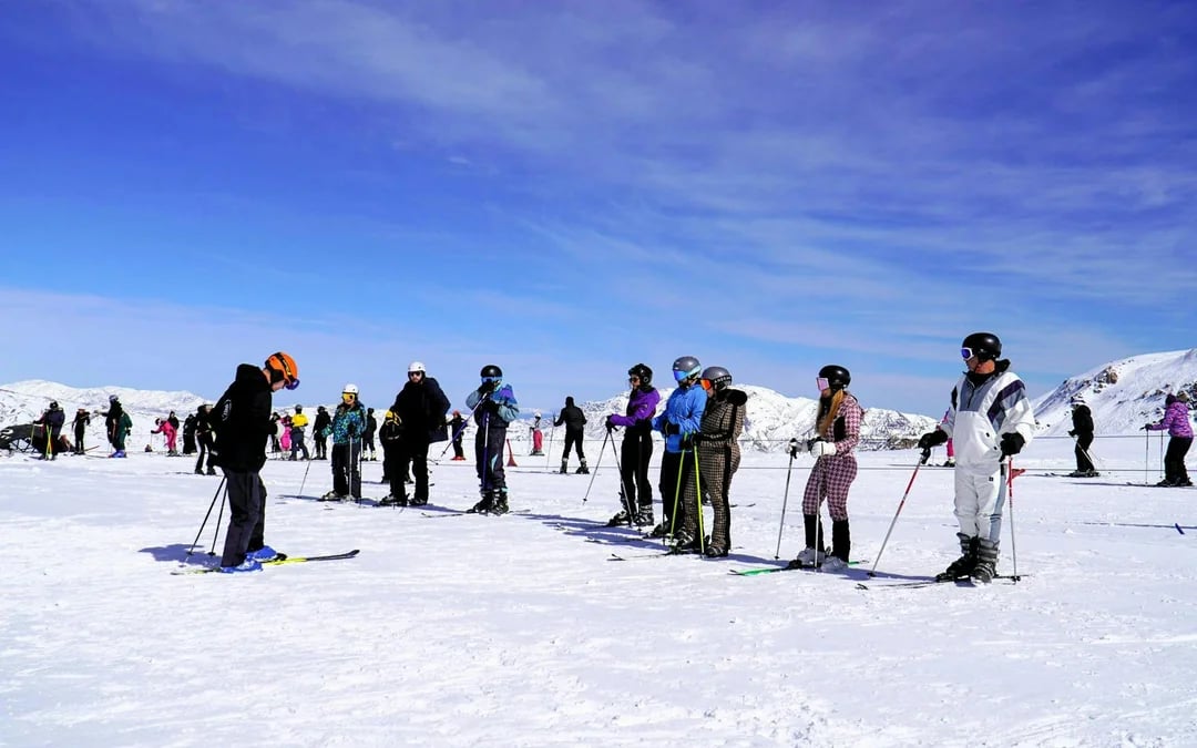 Valle Nevado Ski: Ticket, Lesson, Transport, Add-on Clothing Image 3