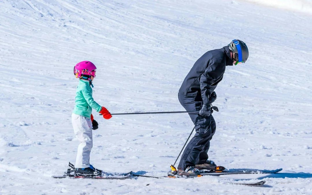 Valle Nevado Ski: Ticket, Lesson, Transport, Add-on Clothing Image 4