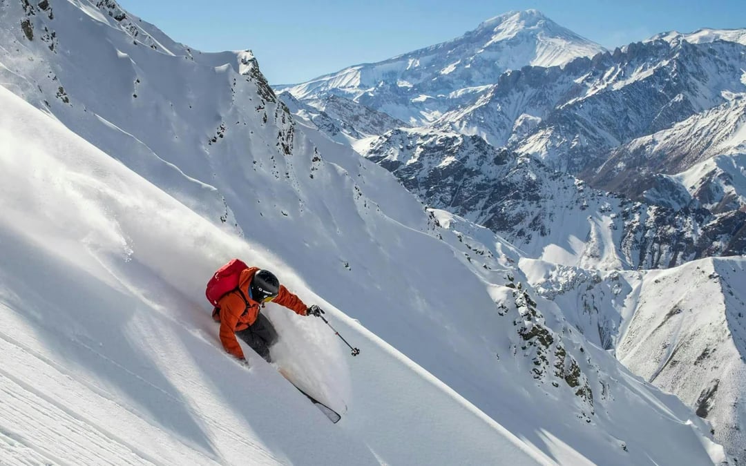 Valle Nevado Ski: Ticket, Lesson, Transport, Add-on Clothing Image 5