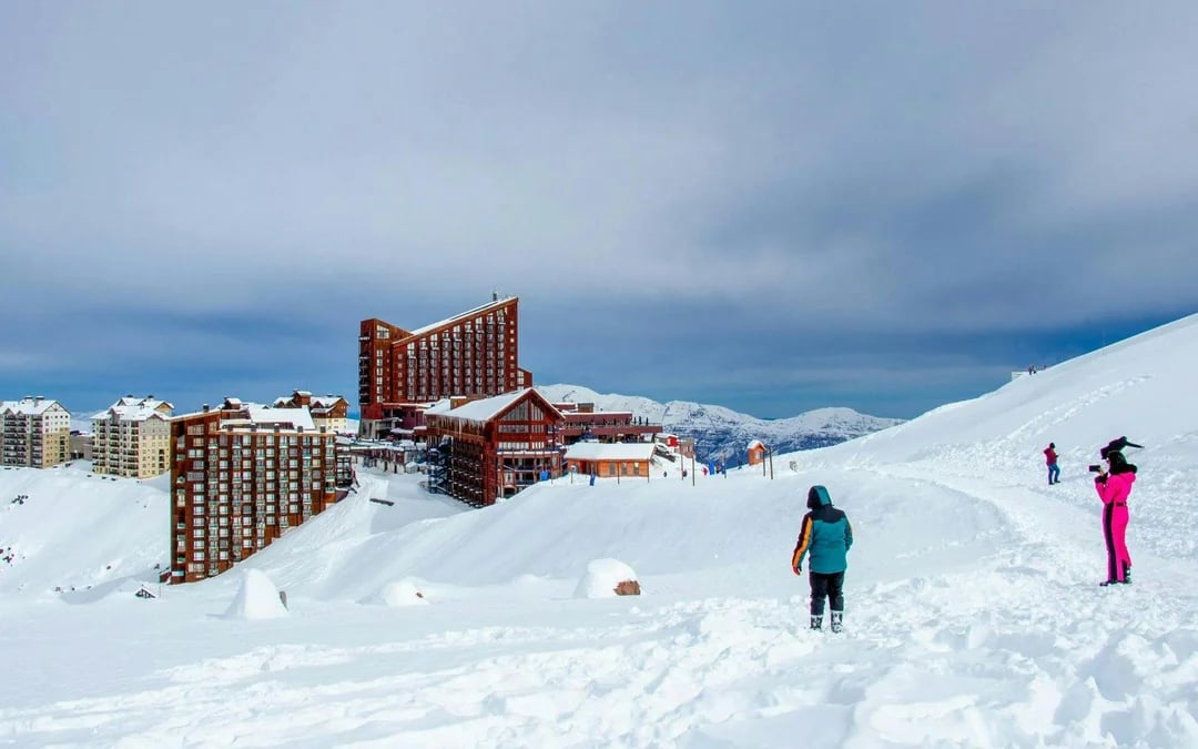 Valle Nevado Tour with Lunch Image 2