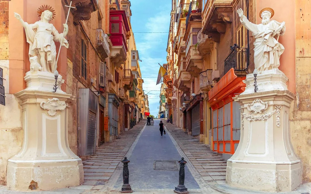 Valletta Half-Day Guided Tour with Audio-Visual Show Image 7