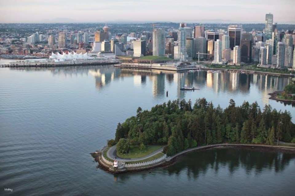 Vancouver City and The Lookout