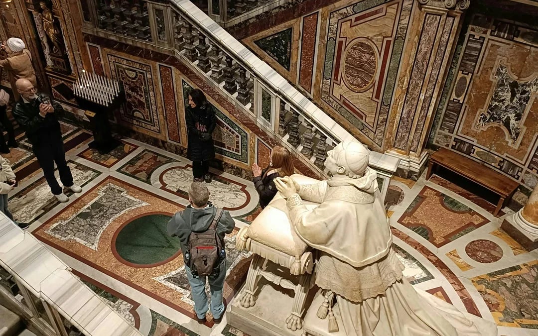 Vatican Basilicas & Pope Francis Tomb Semi-Private Guided Tour Image 5