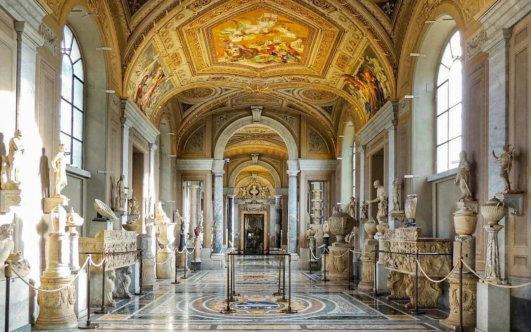Vatican Museums & Sistine Chapel Guided Tour with St. Peter's Basilica Image 8