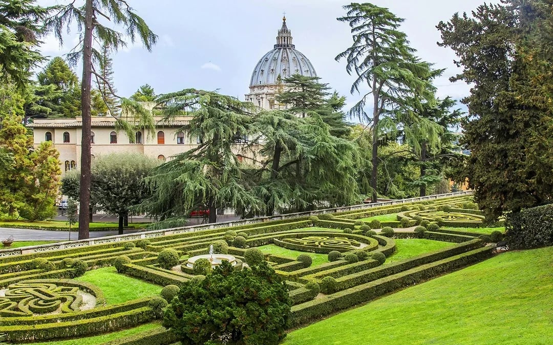 Vatican Museums Tickets with Vatican Gardens Open Bus Tour Image 6