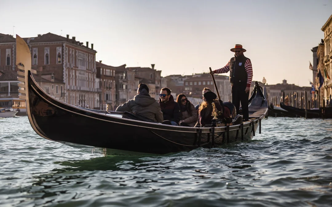 Venice Guided Walking Tour with Gondola Ride Image 2