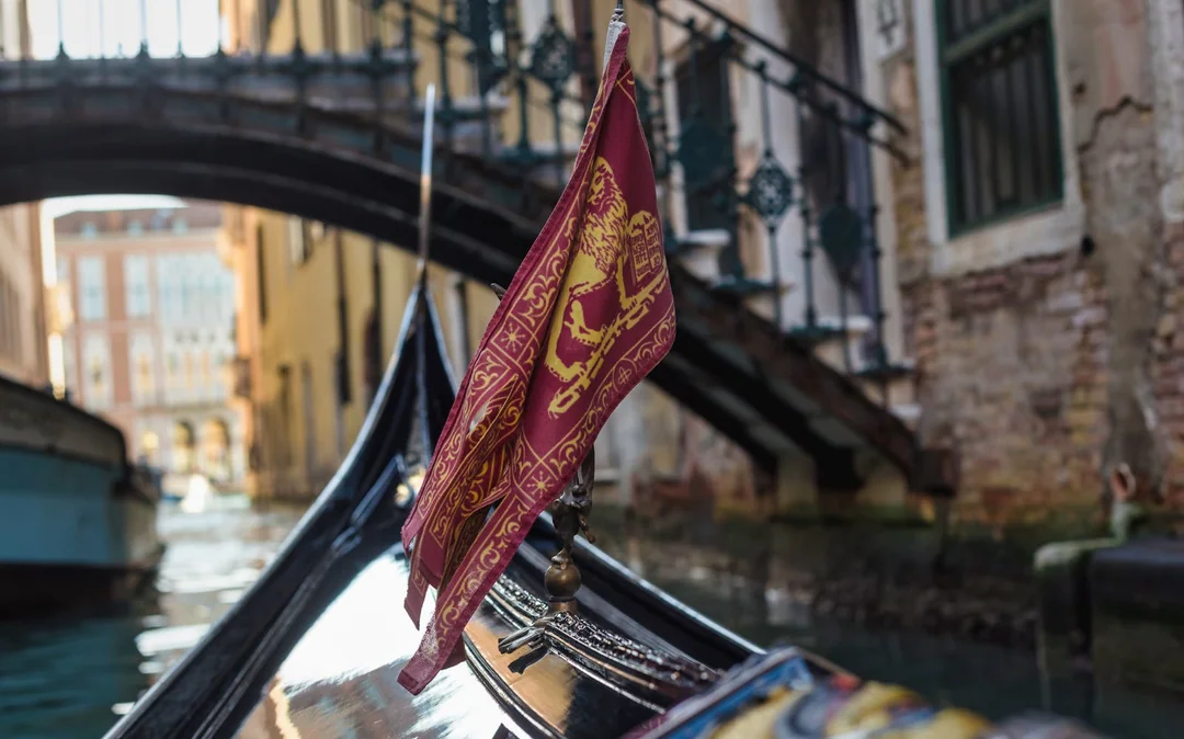 Venice Guided Walking Tour with Gondola Ride Image 5