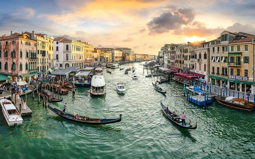 Venice Morning Walking Tour of San Marco and Castello with Gondola Ride Image 3