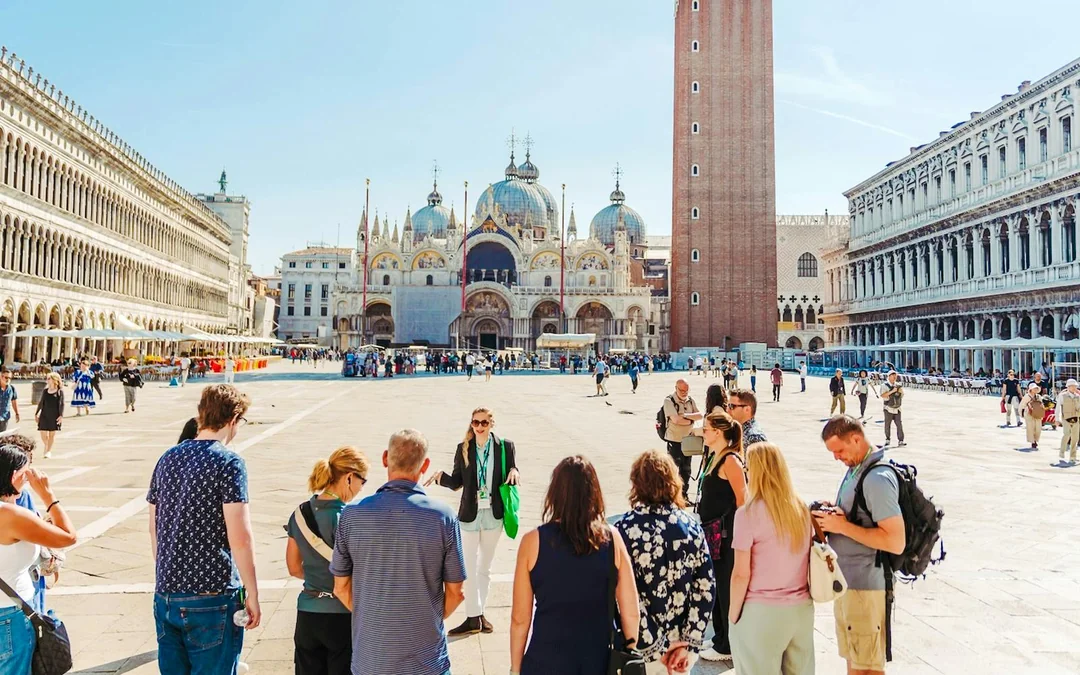 Venice Walking Tour with St. Mark's Basilica & Doge's Palace Guided Tour Image 1