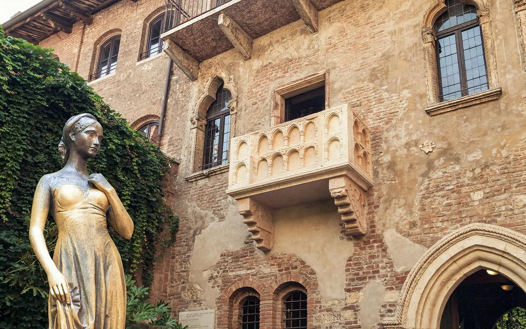 Verona Walking Tour with Arena Skip-the-Line Tickets Image 5