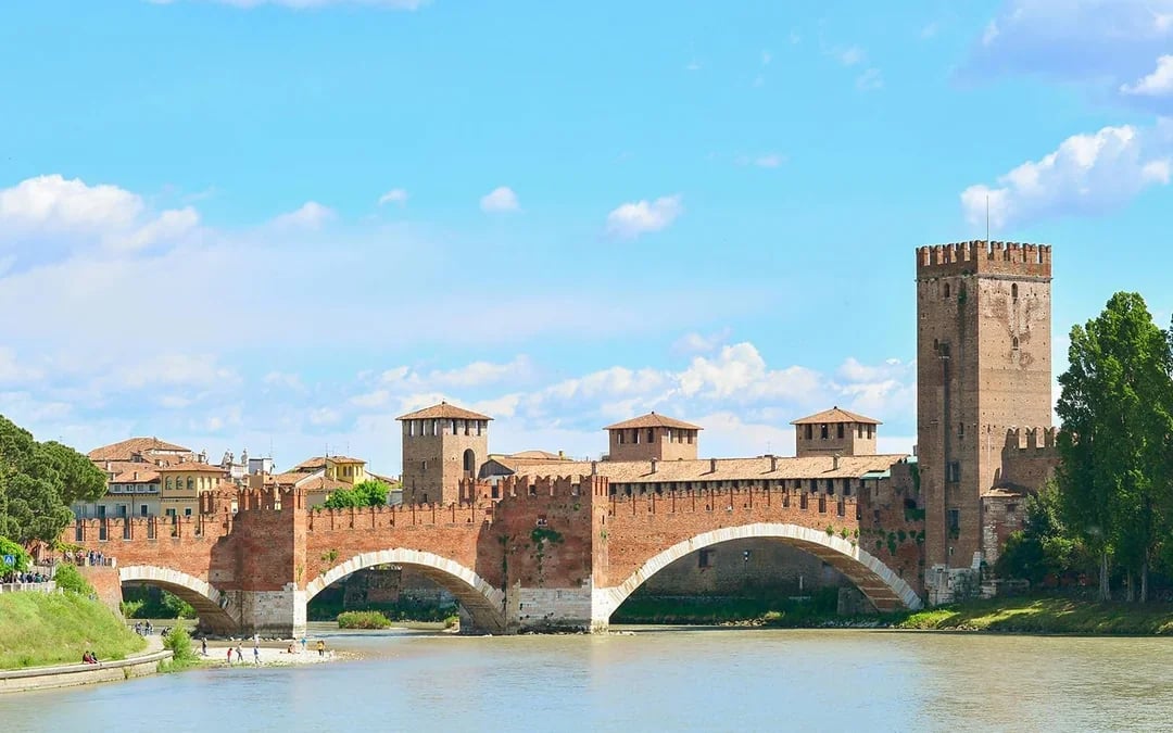 Verona Walking Tour with Arena Skip-the-Line Tickets Image 7