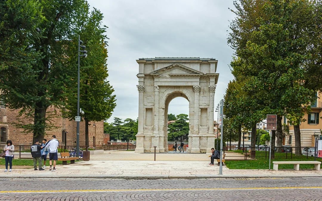 Verona Walking Tour with Arena Skip-the-Line Tickets Image 8