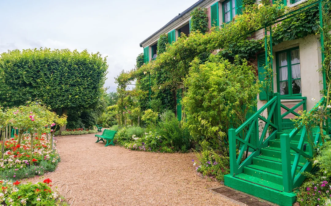 Versailles & Giverny AudioGuided Tour with Lunch Image 1