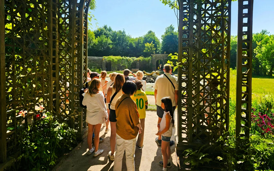 Versailles Golfcart & Bike Guided Tour: Gardens Hamlet Fountains Image 3