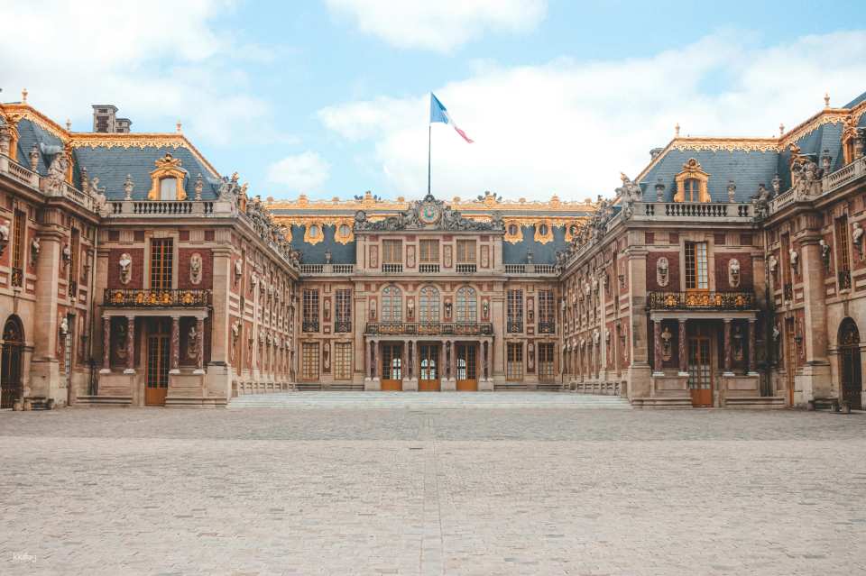 Versailles Palace entrance ticket with Garden Access & Audio guide