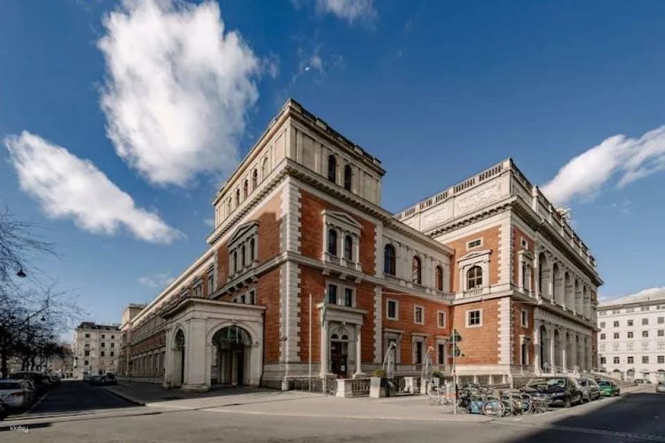 Vienna Classical Concert with Mozart and Strauss at Börse Palace