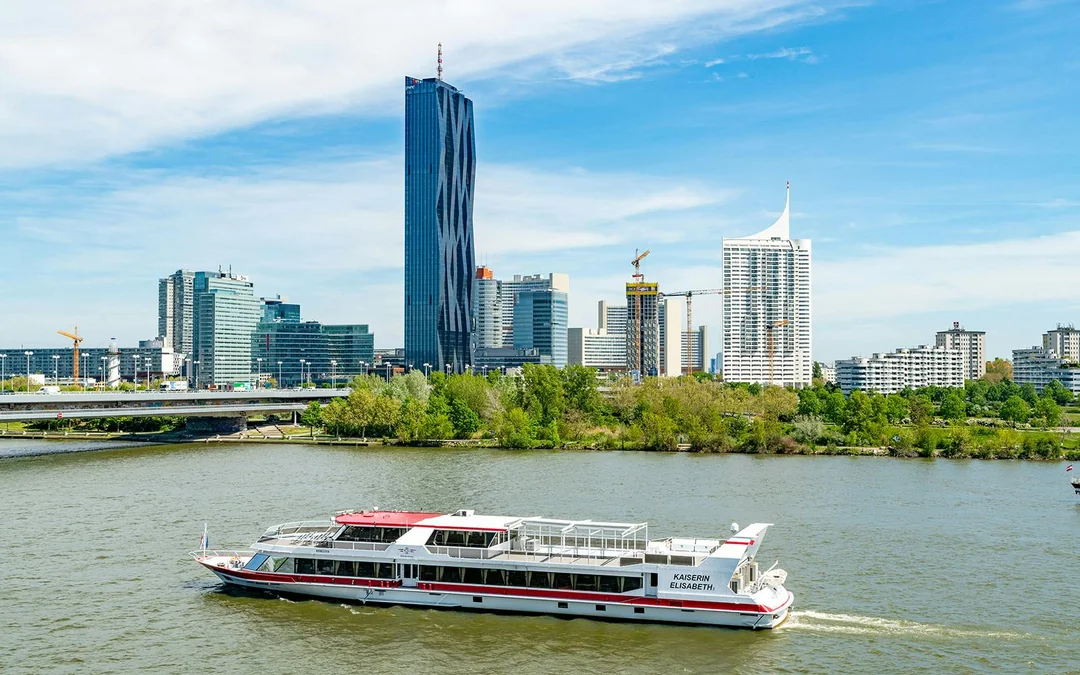 Vienna Combo (Save 20%): Hop-on Hop-off Bus Tour + Danube River Cruise + Top Attraction Tickets Image 5