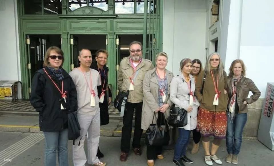 Vienna food tour at Naschmarkt