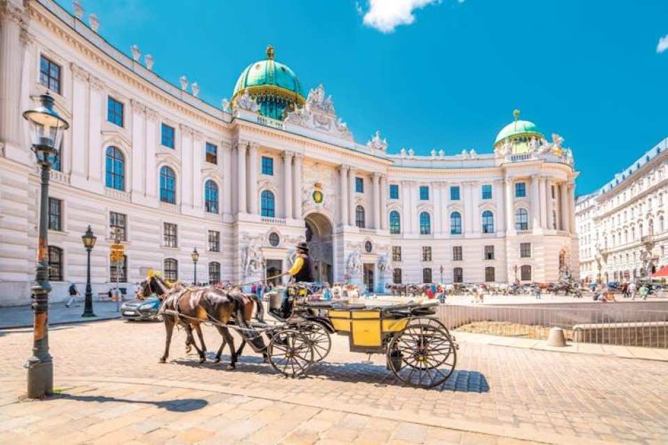 Vienna PASS for up to 90 free attractions