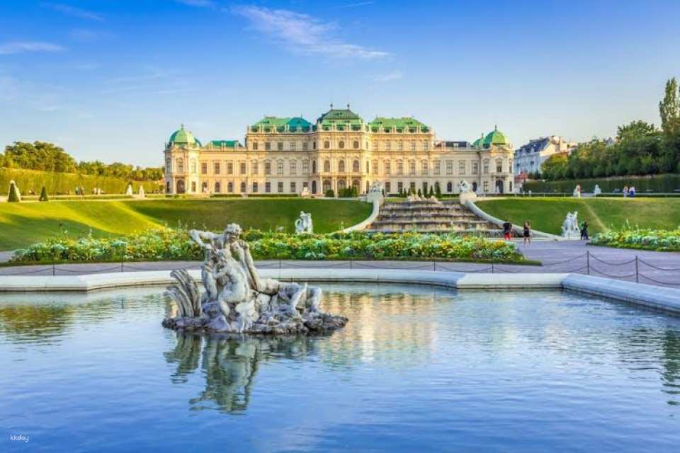 Vienna PASS for up to 90 free attractions