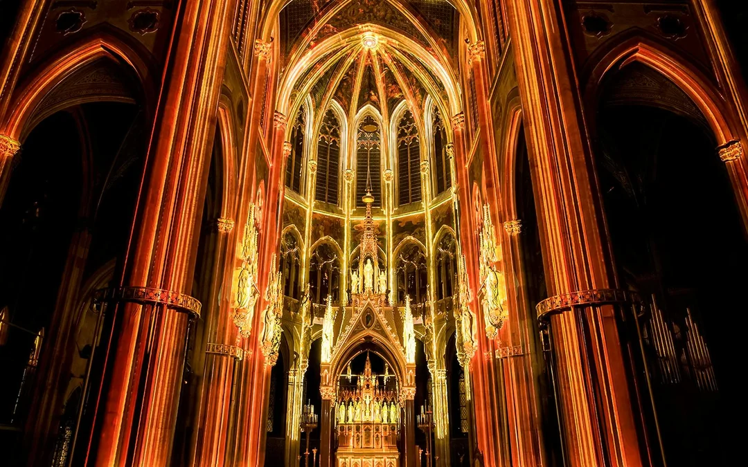 Vienna: Light of Creation Votivkirche Image 5