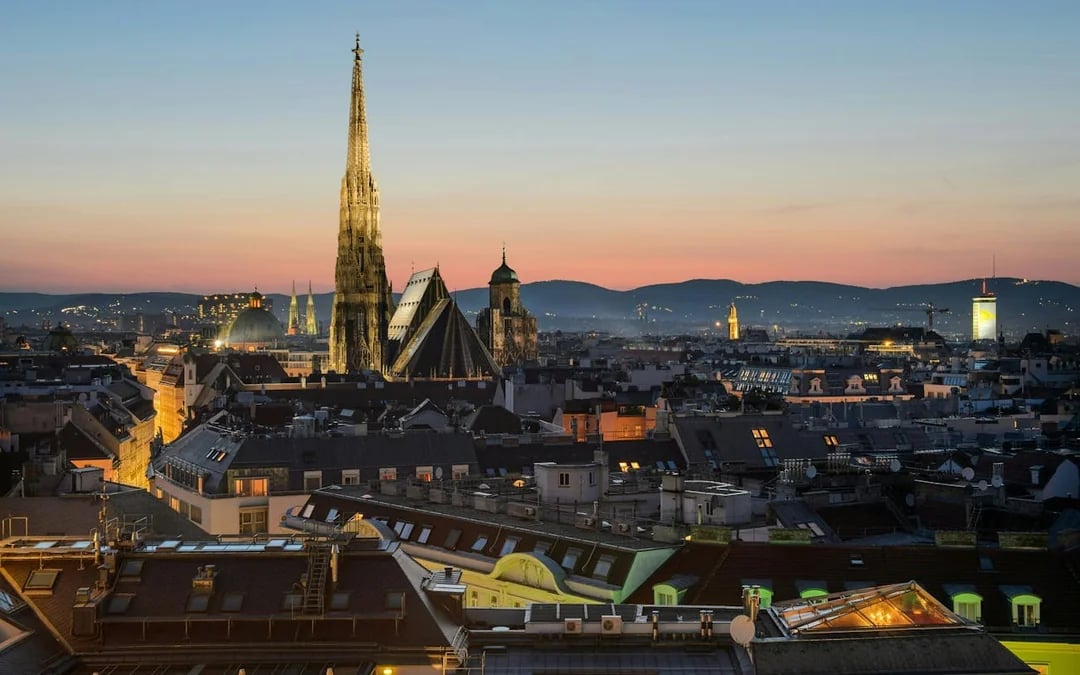 Vienna, Oida!: Self-Guided City Exploration Game by a Local Guide Image 2