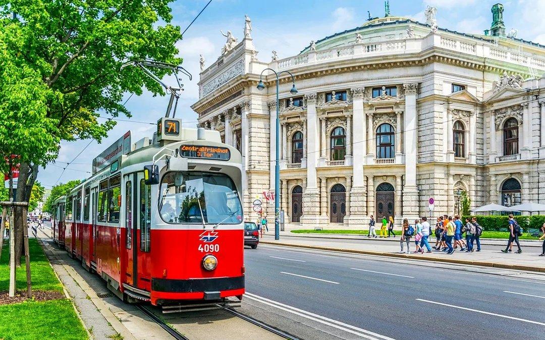 Vienna Welcome Card: Unlimited Public Transport with Optional Hop-on Hop-off Bus Tour Image 3