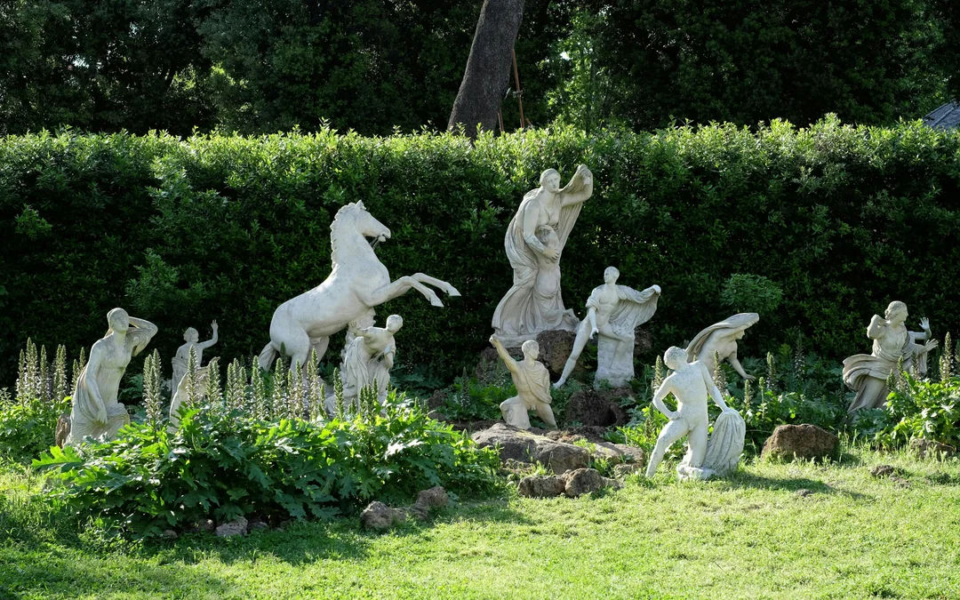 Villa Medici and French Art School Guided Tour Image 2