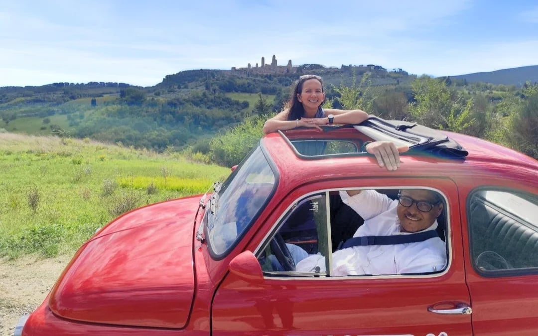 Vintage Fiat 500 Sunset Drive and Aperitivo in Chianti Countryside with Vineyard Visit and Regional Tasting Image 3