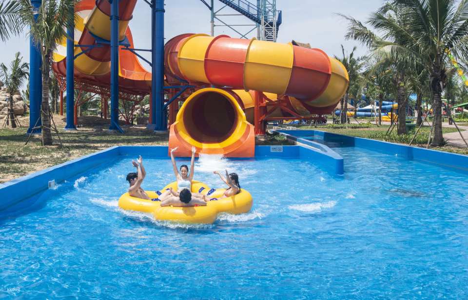 VinWonders Cua Hoi Theme Park Ticket | Vietnam