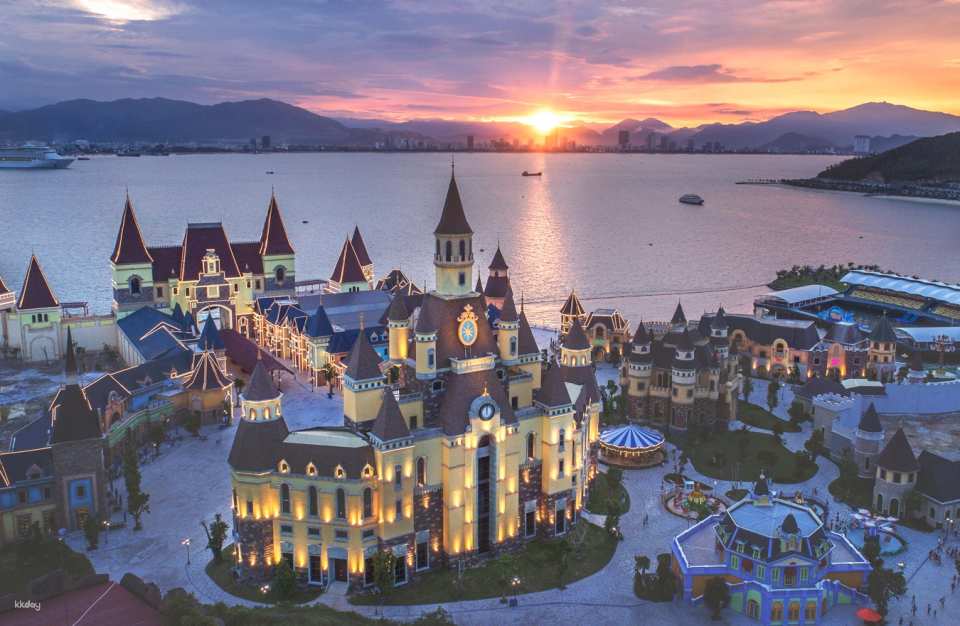 VinWonders Nha Trang Theme Park Ticket