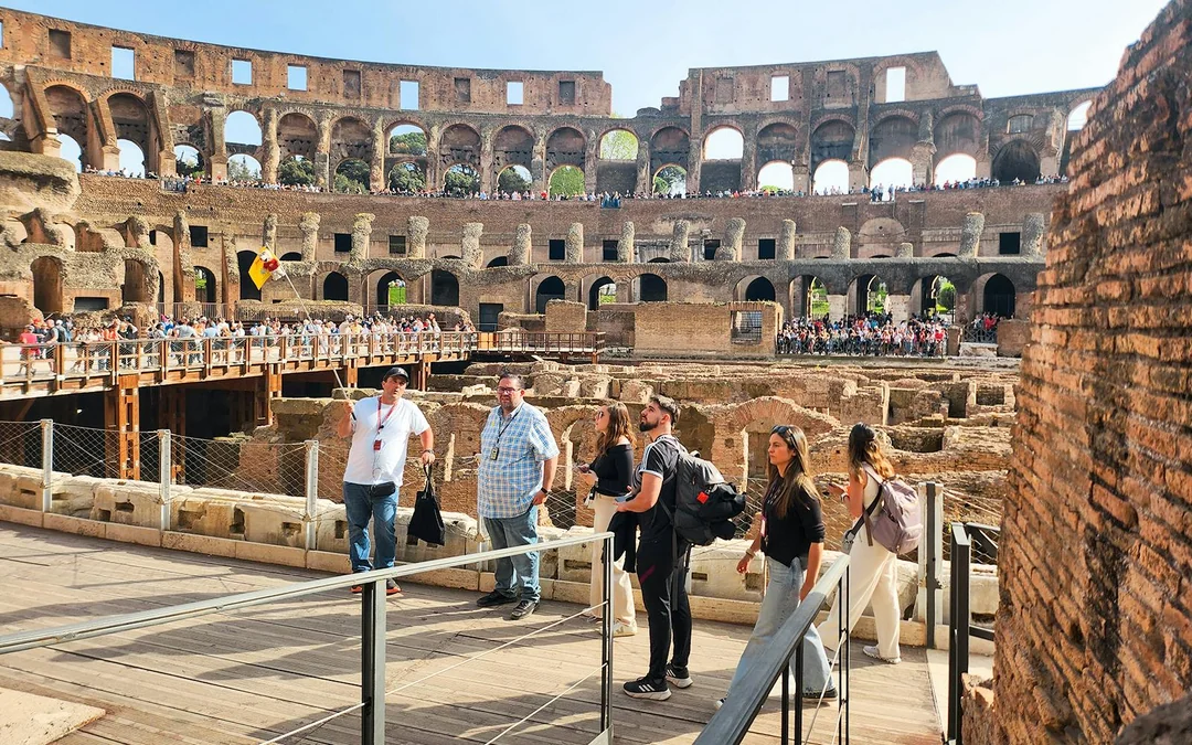 VIP Colosseum, Palatine Hill & Roman Forum Private Tour Image 1