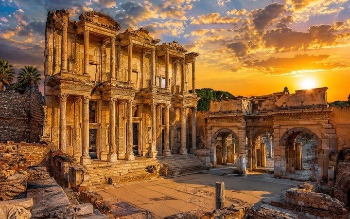 VIP Private Ephesus Tour from Kusadasi Port Skip-the-Line Tickets Image 6
