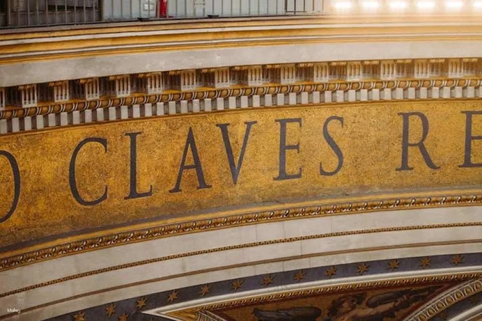VIP St. Peter's Basilica tour with Dome climb and Papal Crypt