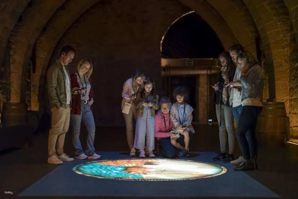 Visit to the Monastery of Sant Benet de Bages with audioguide