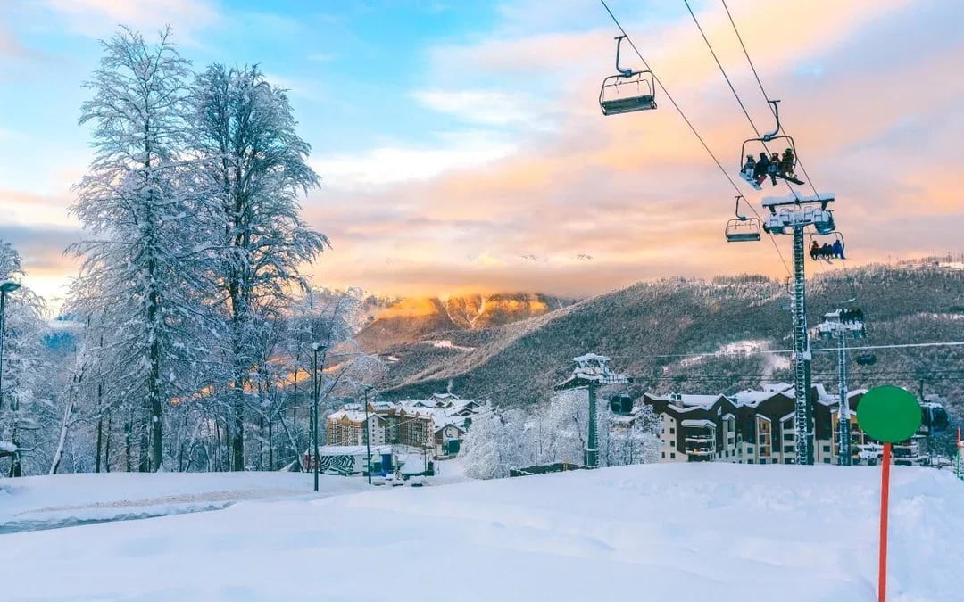 Vivaldi Park Ski World Official Pass + Shuttle from Seoul Image 11