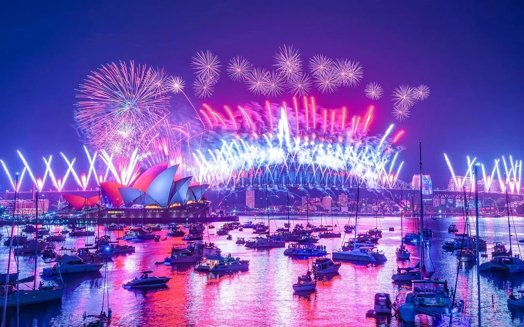 Vivid Sydney Cruise with Multi-Course Menu
 Image 8