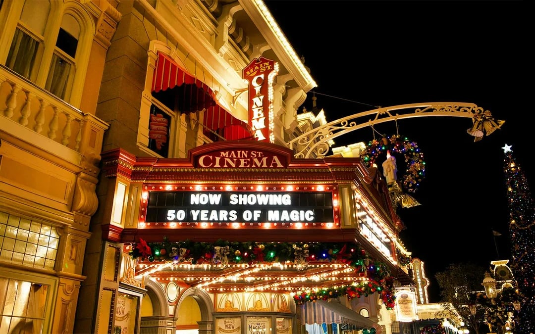 Walt Disney World Orlando: Mickey's Very Merry Christmas Party Image 7