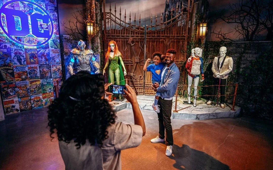 Warner Bros. Studios Tour Hollywood Image 9