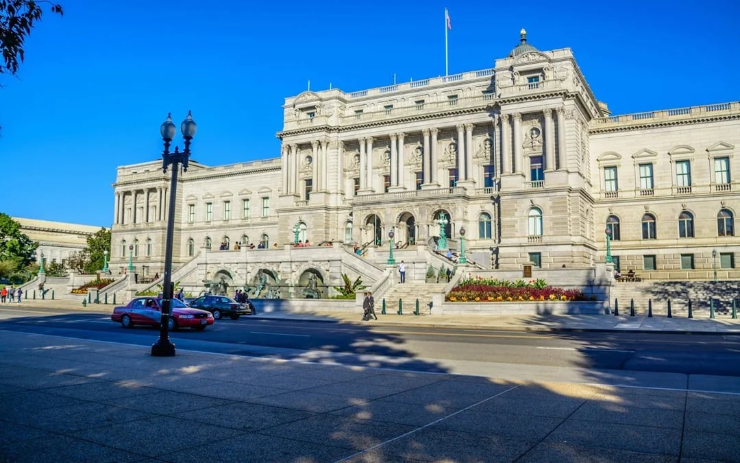 Washington National Mall Mystery: Self-Guided City Exploration Game Image 6
