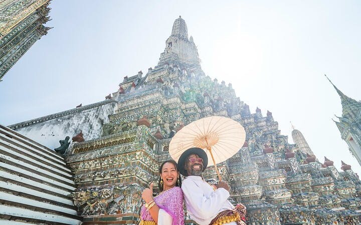 Wat Pho, Wat Arun & Flower Market Guided Walking Tour in Bangkok Image 4