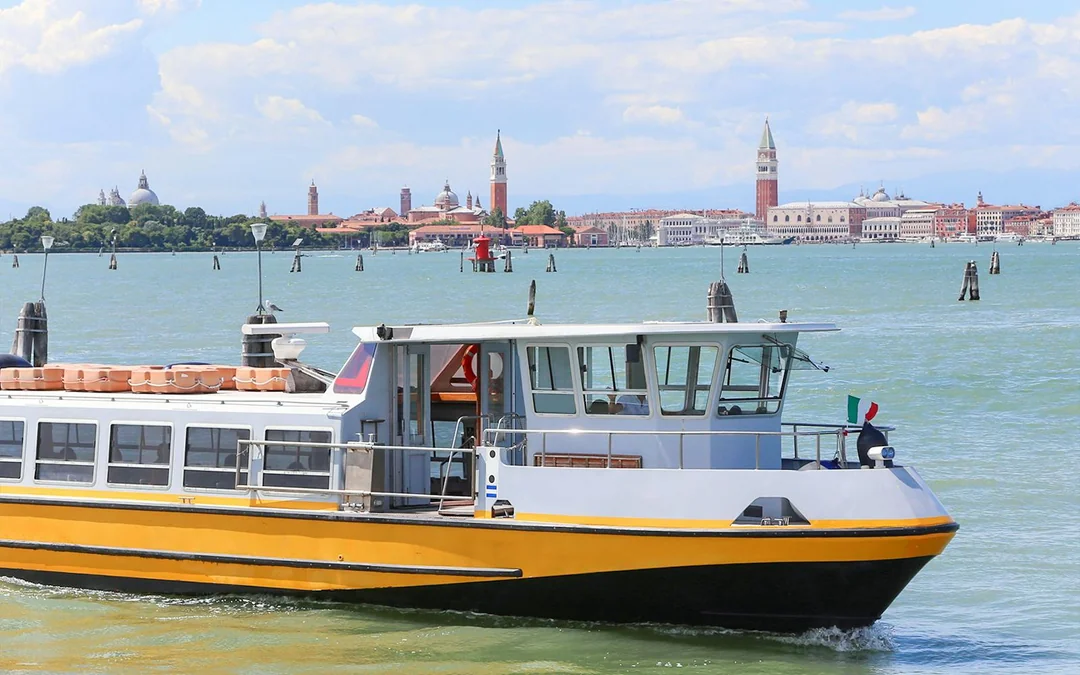 Water Bus Transfers: Venice Marco Polo Airport to/from Venice City Image 8