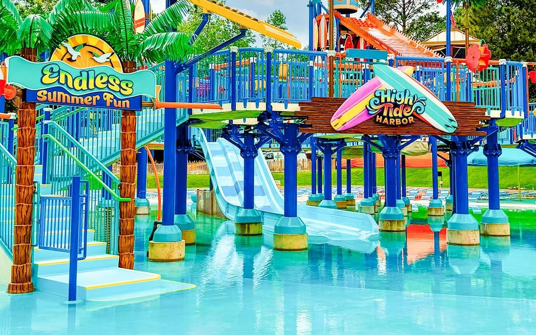 Water Country USA: Entry Tickets with All-Day Dining Add-On Image 4