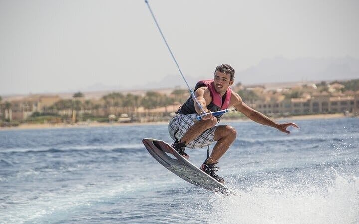 Water Skiing with Glass Boat Viewing and Transfer–Sharm El Sheikh Image 7