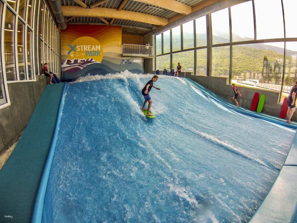 WaveSurf Xstream Park ticket for one hour