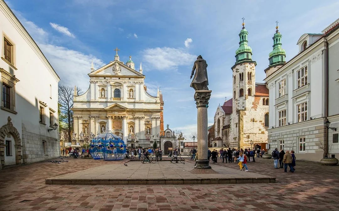 Wawel Castle, Cathedral & Rynek Underground Museum Guided Tour Image 8