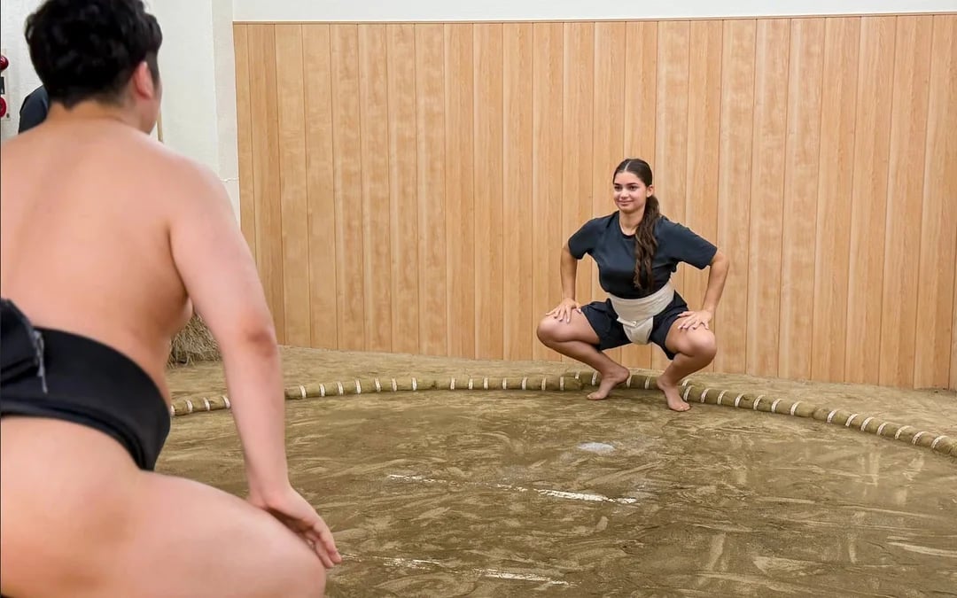 Wear a Sumo Belt & Step in the Ring · Koto City Image 4